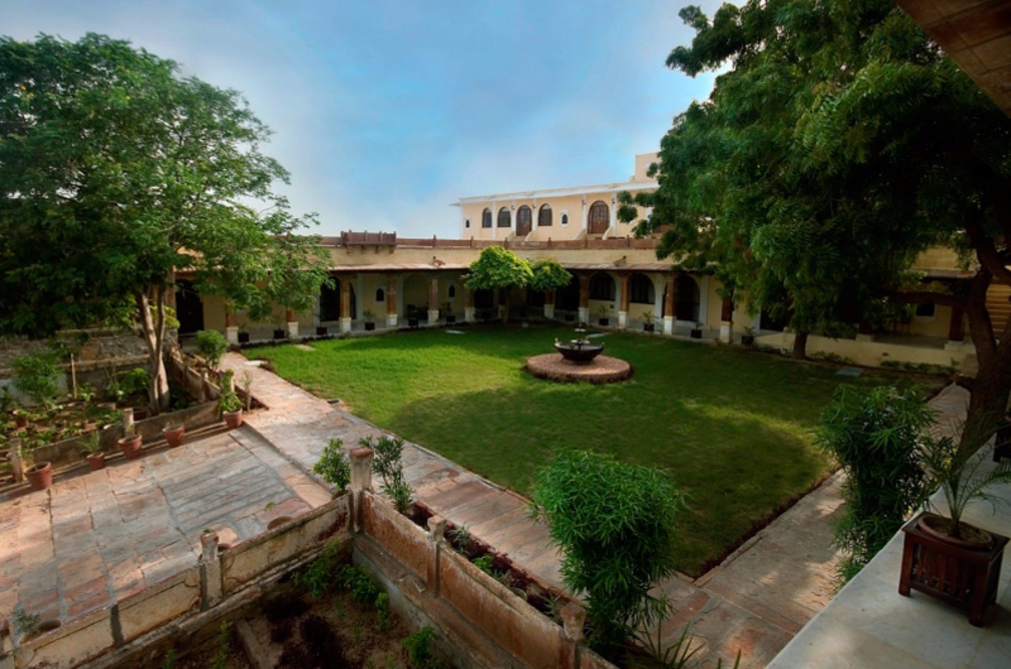 Atulya Fort Khejarla Bagian luar foto